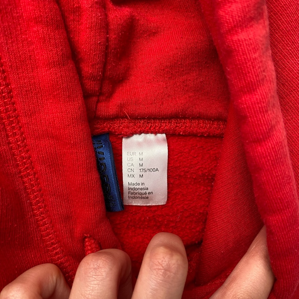 Red hoodie - Picture 2 of 4